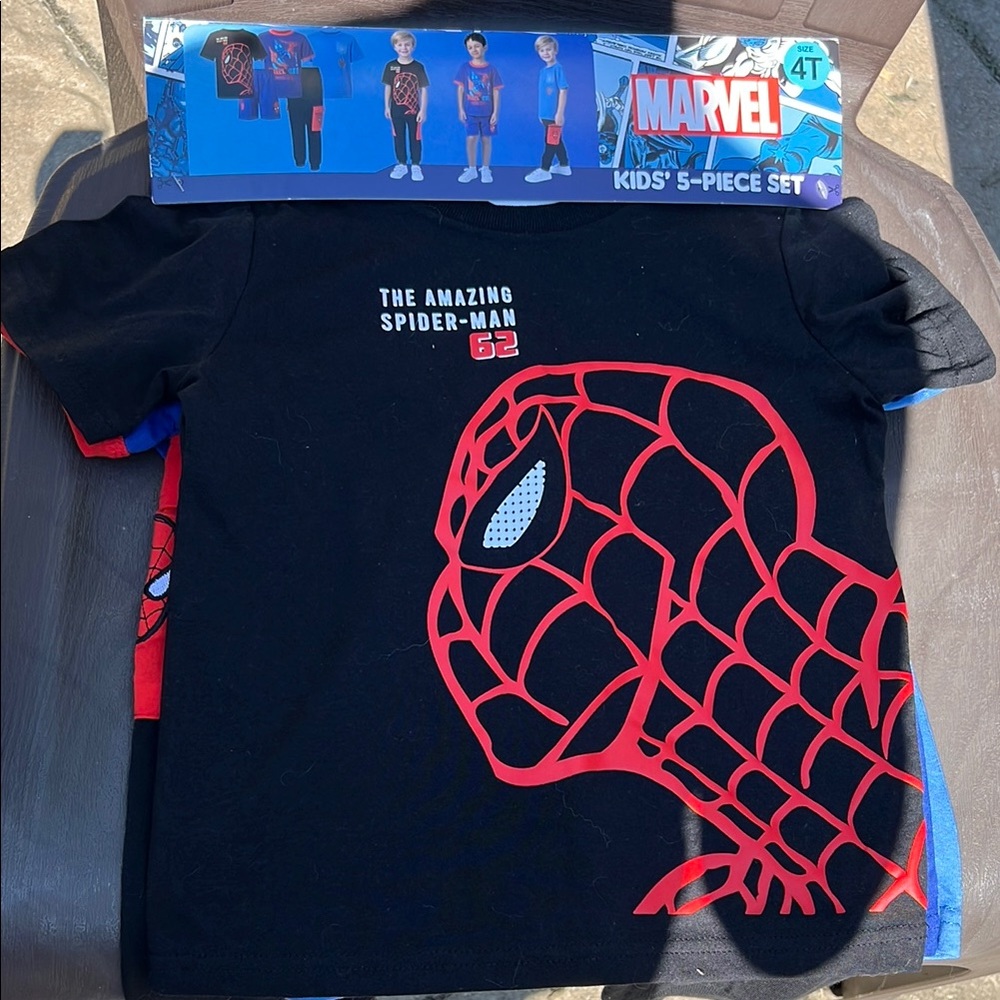 Marvel Kids Spider-Man Graphic Tee - Black & Red